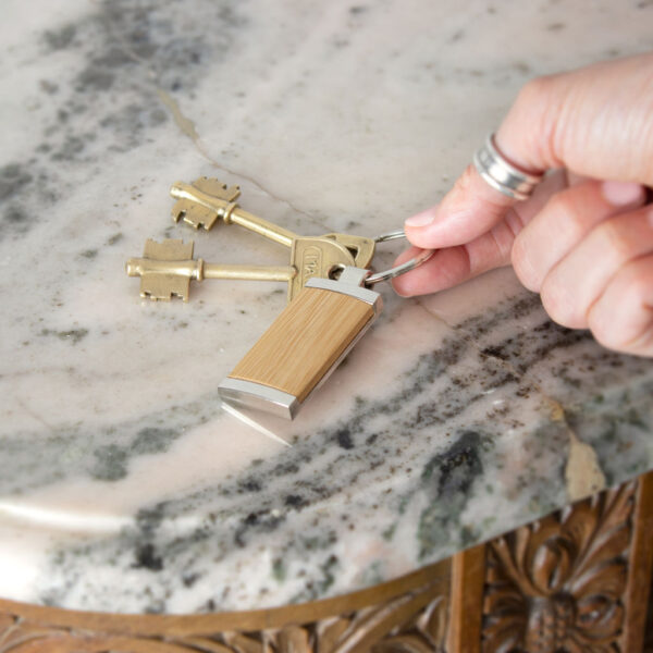 Llavero de bambú "TAG" - Imagen 5