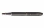 Pluma Parker IM Monochromatic