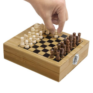 Set de juegos "TRIADA"